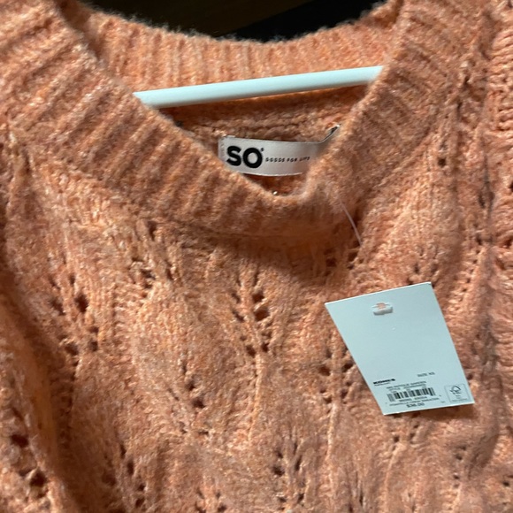 peach color sweater - Picture 3 of 3